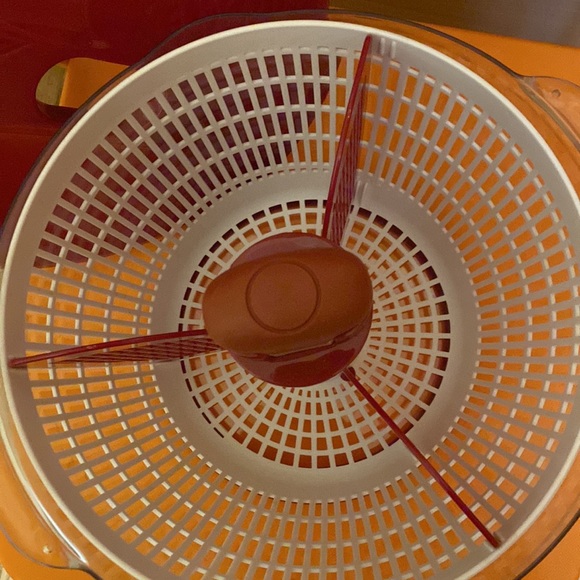 KitchenAid Kitchen Kitchen Aid Salad Spinner With Separators New